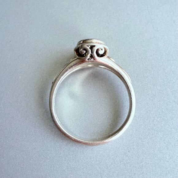 BASK Natural 1.5 ct Peridot Sterling Silver 925 Petite Ring - Picture 3 of 8